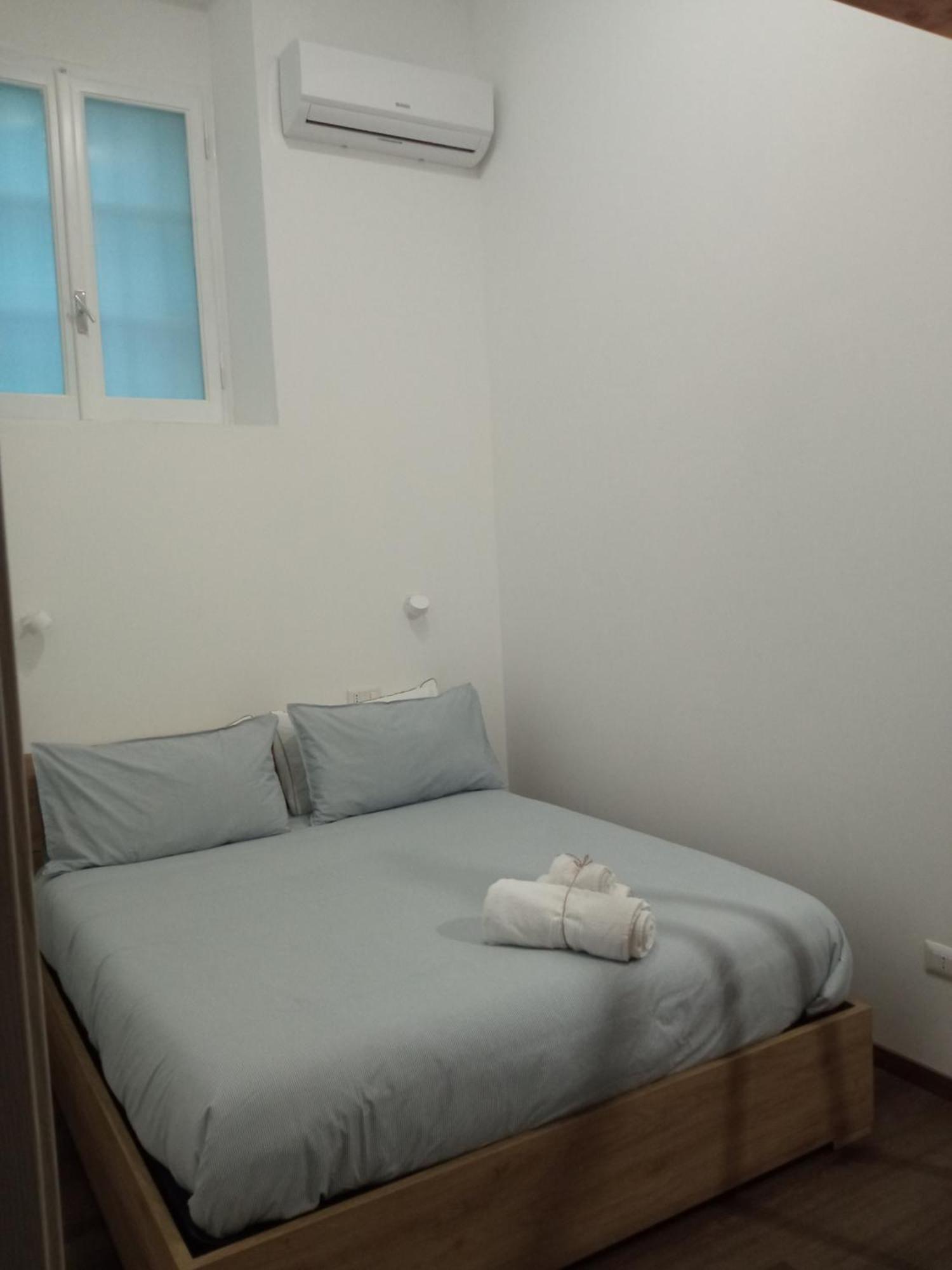 Voyager Appartement Cagliari Buitenkant foto